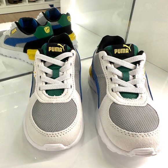 NWOT Toddler Puma Sneakers - Picture 2 of 5